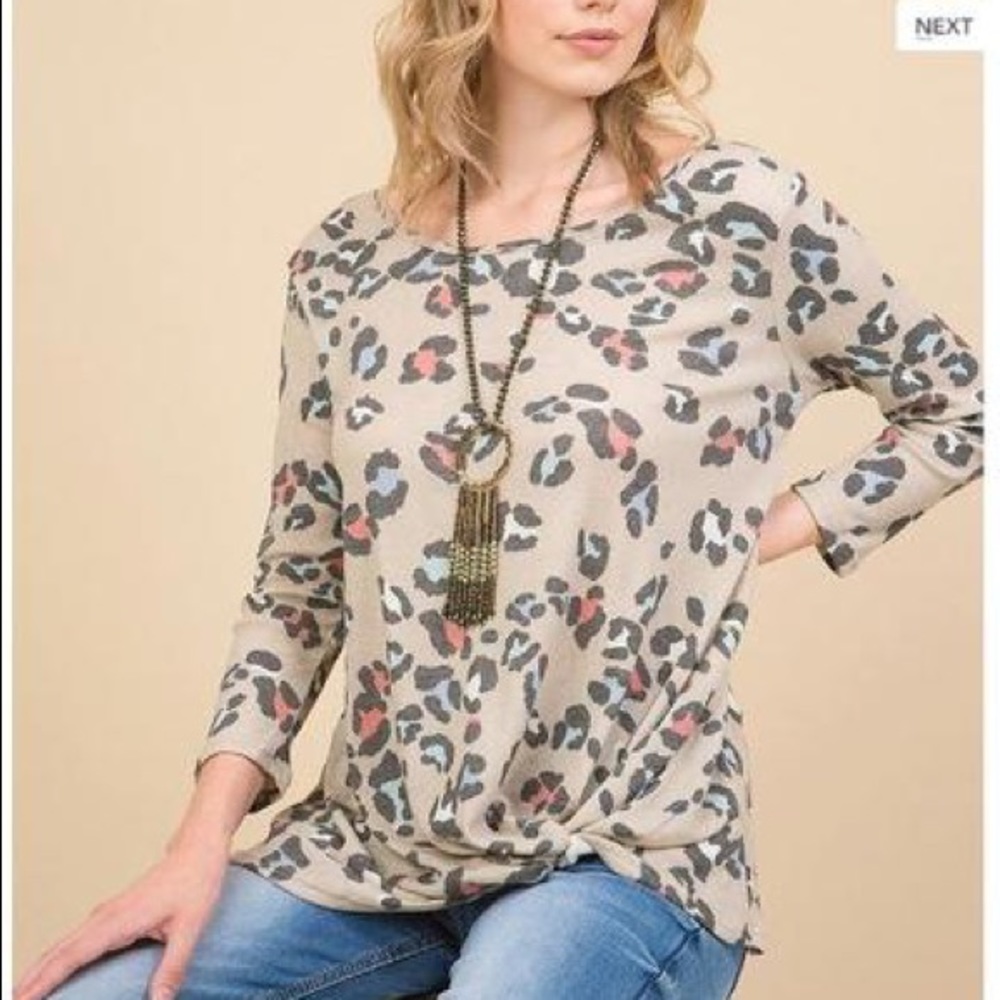 Leopard Knot Long Sleeve Top W Twist Front - Picture 2 of 3